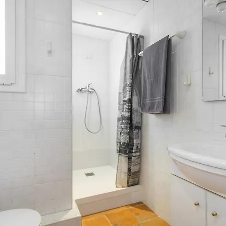 Aparteasy - Lightly, And Quiet Apartment